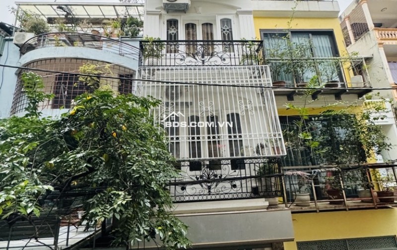Nhà 5tầng ngõ ô tô đỗ cửa, kề ngã tư Tôn Thất Tùng - Phạm Ngọc Thạch - Chùa Bộc - Đông Tác; 45m2; 14.8tỷ